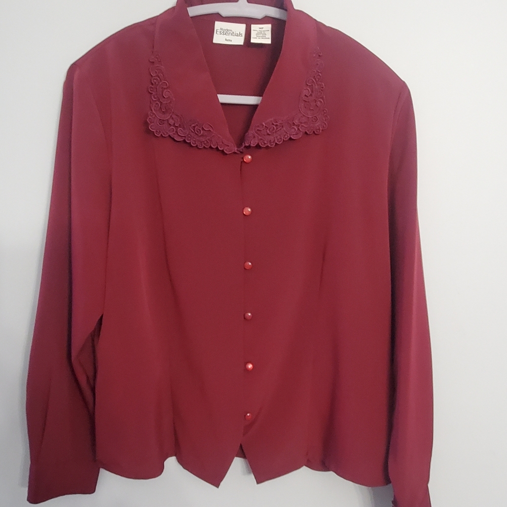 Modern Essentials Woman's Burgundy Blouse Cottagecore Money Office Casual 14P